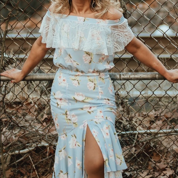 Dress - Picture 3 of 6